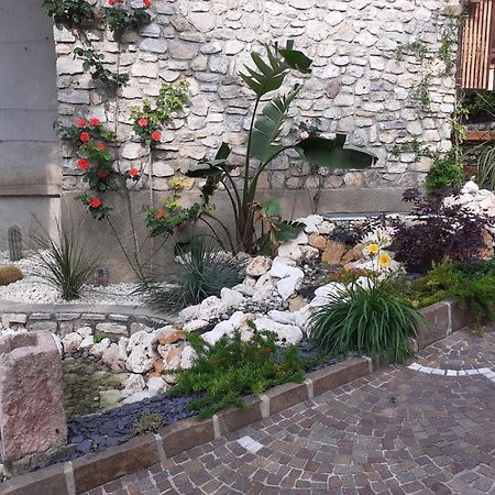 Residence Miravalle Limone sul Garda Luaran gambar