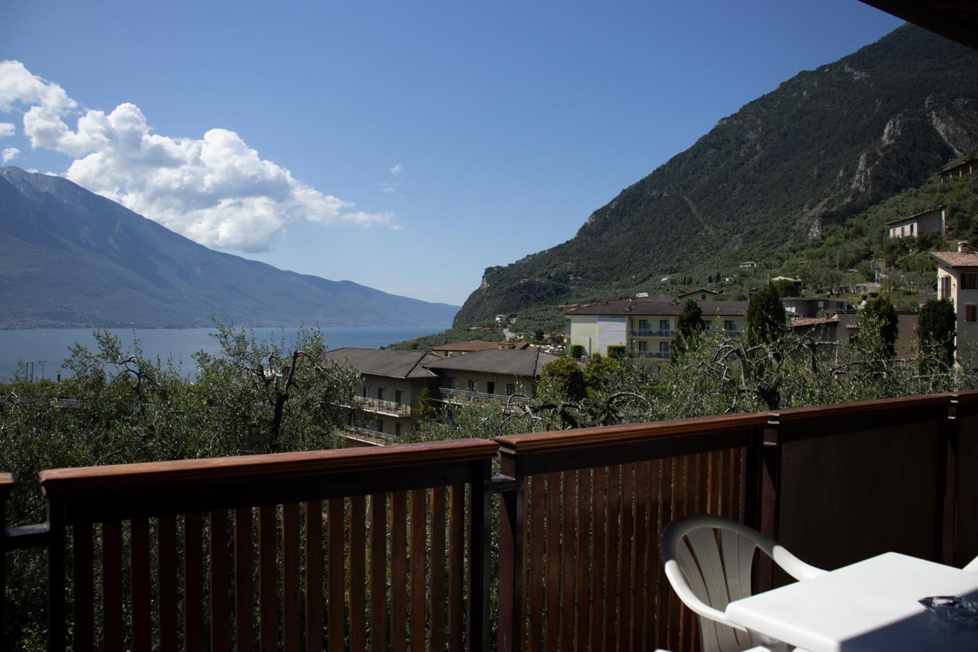 Residence Miravalle Limone sul Garda Luaran gambar