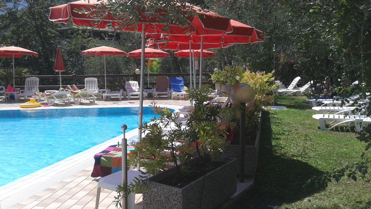 Residence Miravalle Limone sul Garda Luaran gambar